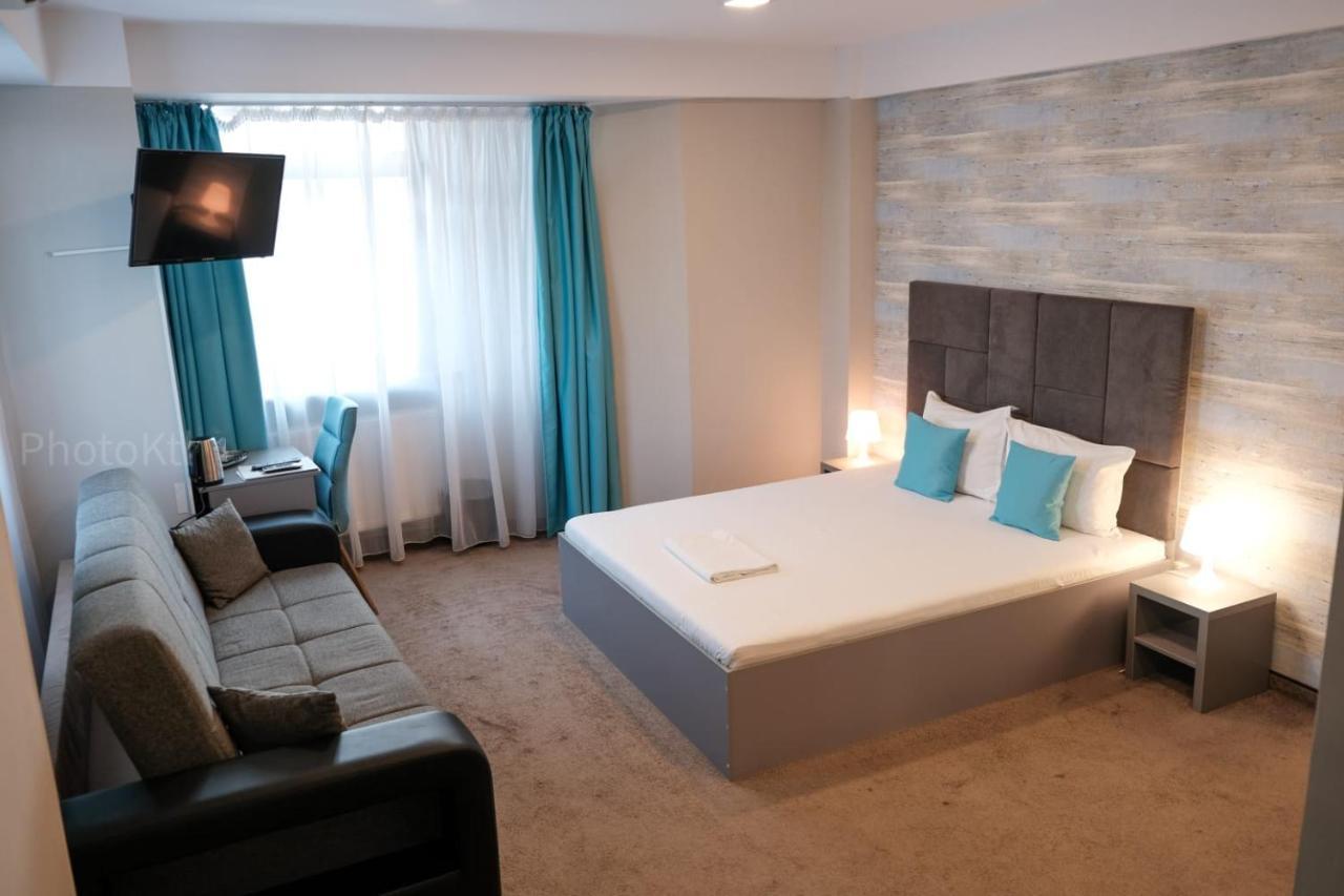 Hotel Bordeaux Galaţi Buitenkant foto