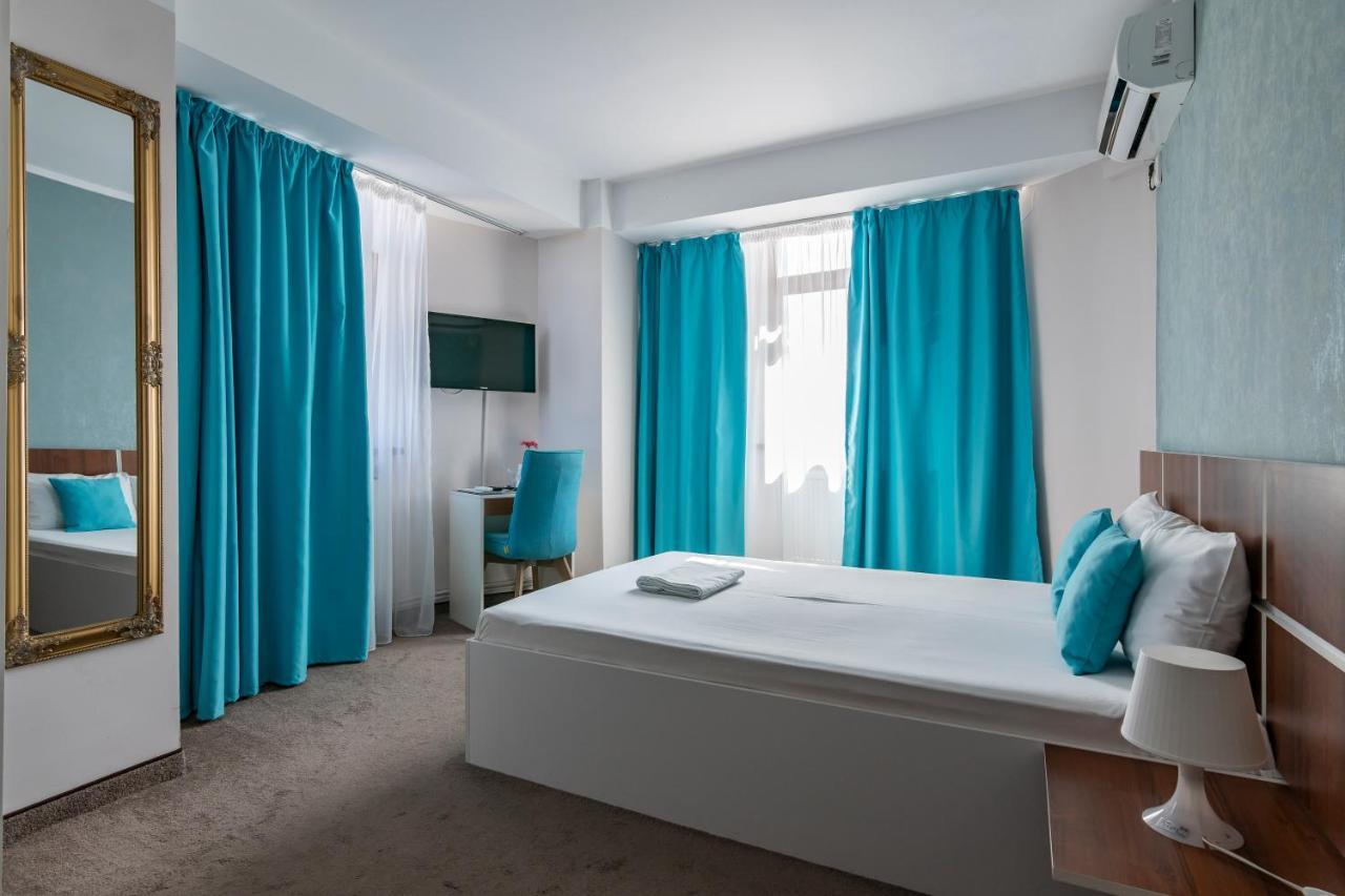 Hotel Bordeaux Galaţi Buitenkant foto