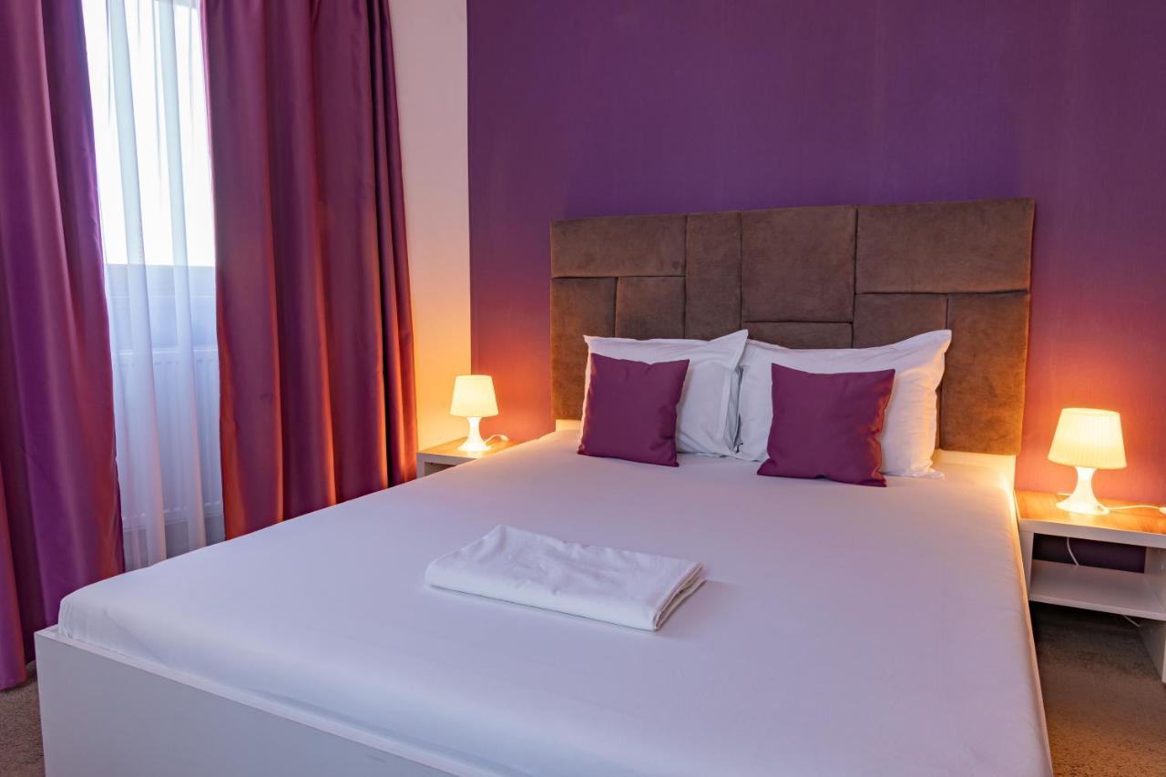 Hotel Bordeaux Galaţi Buitenkant foto