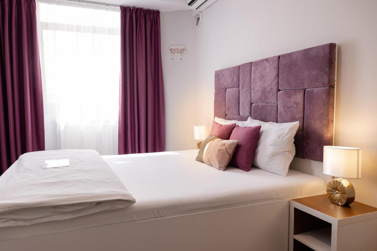 Hotel Bordeaux Galaţi Buitenkant foto